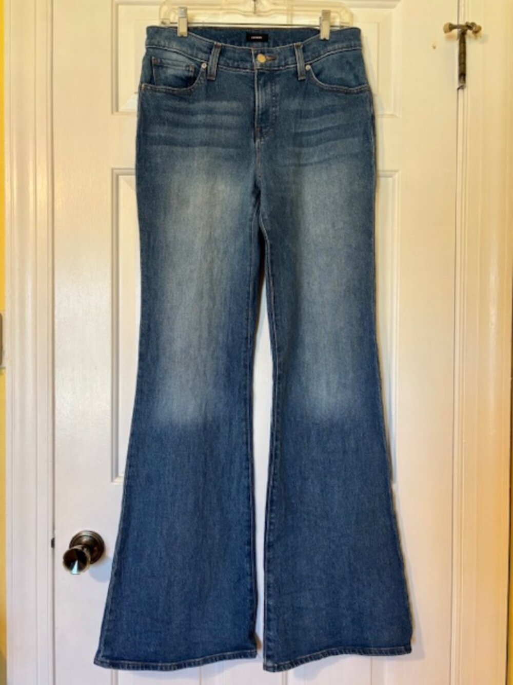 Express Women's 70's Flare Jeans High Rise Medium Wash Size 6L